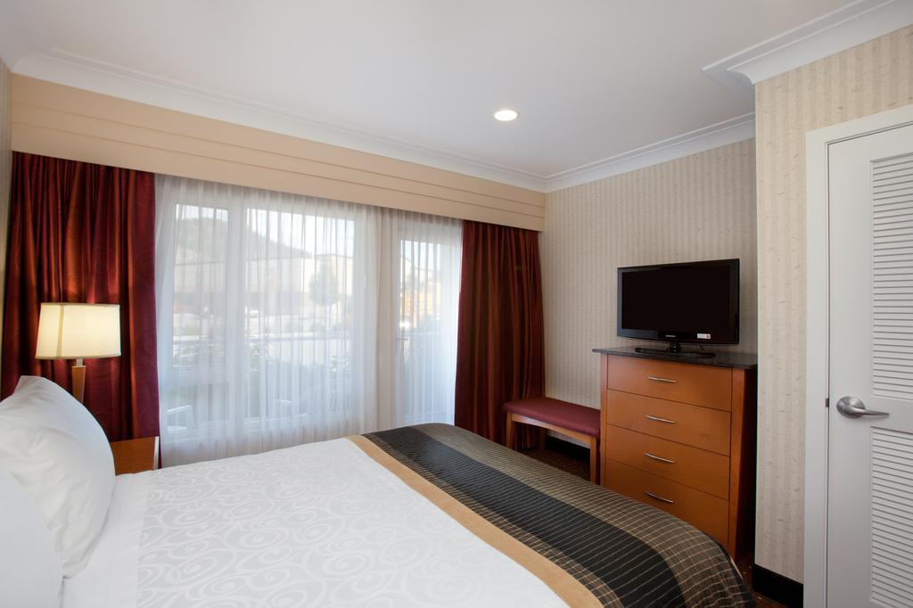 Best Western Plus Kelowna Hotel&Suites Zimmer foto